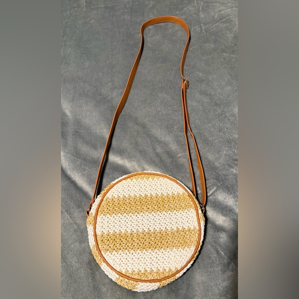 Stylish Tan and Cream Woven Crossbody Bag